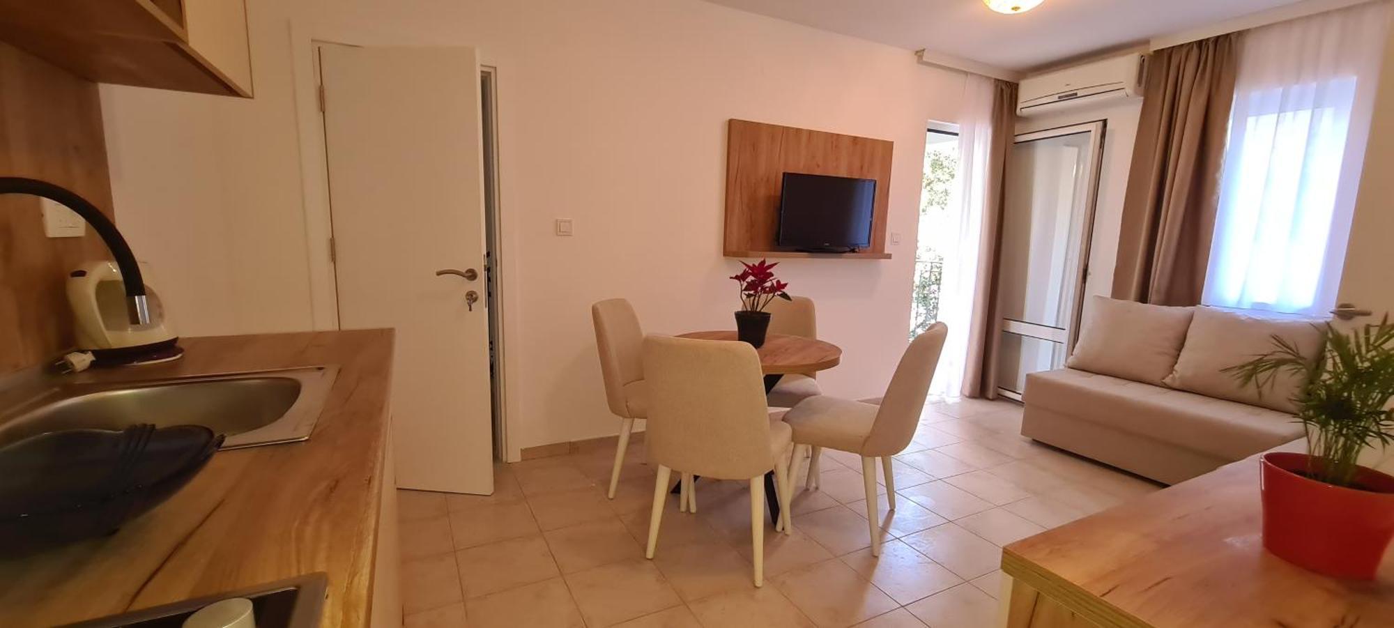 Apartments Obala Dragovic Petrovac Buitenkant foto